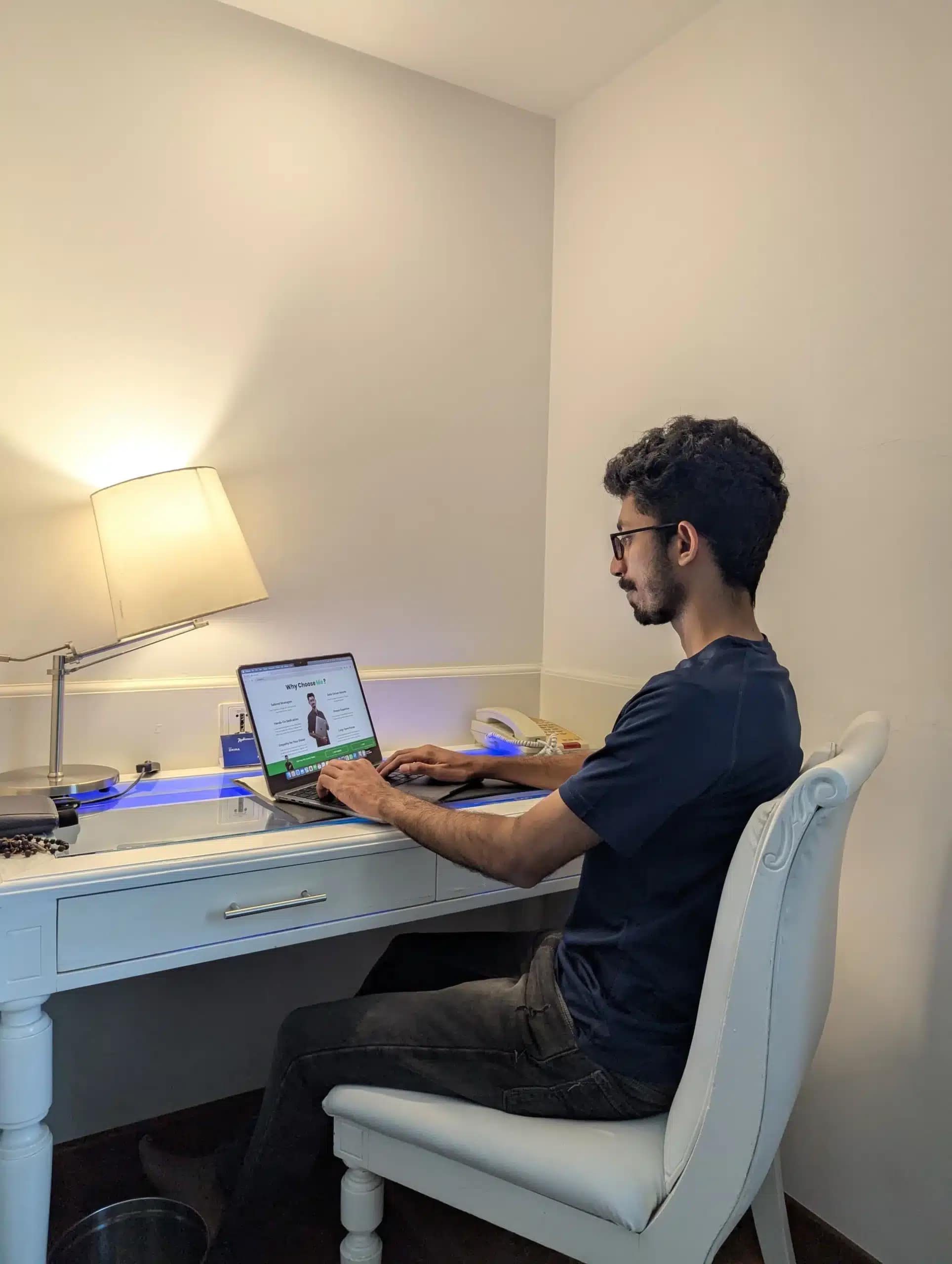 digital marketing expert and strategist jerin john working on seo and smm